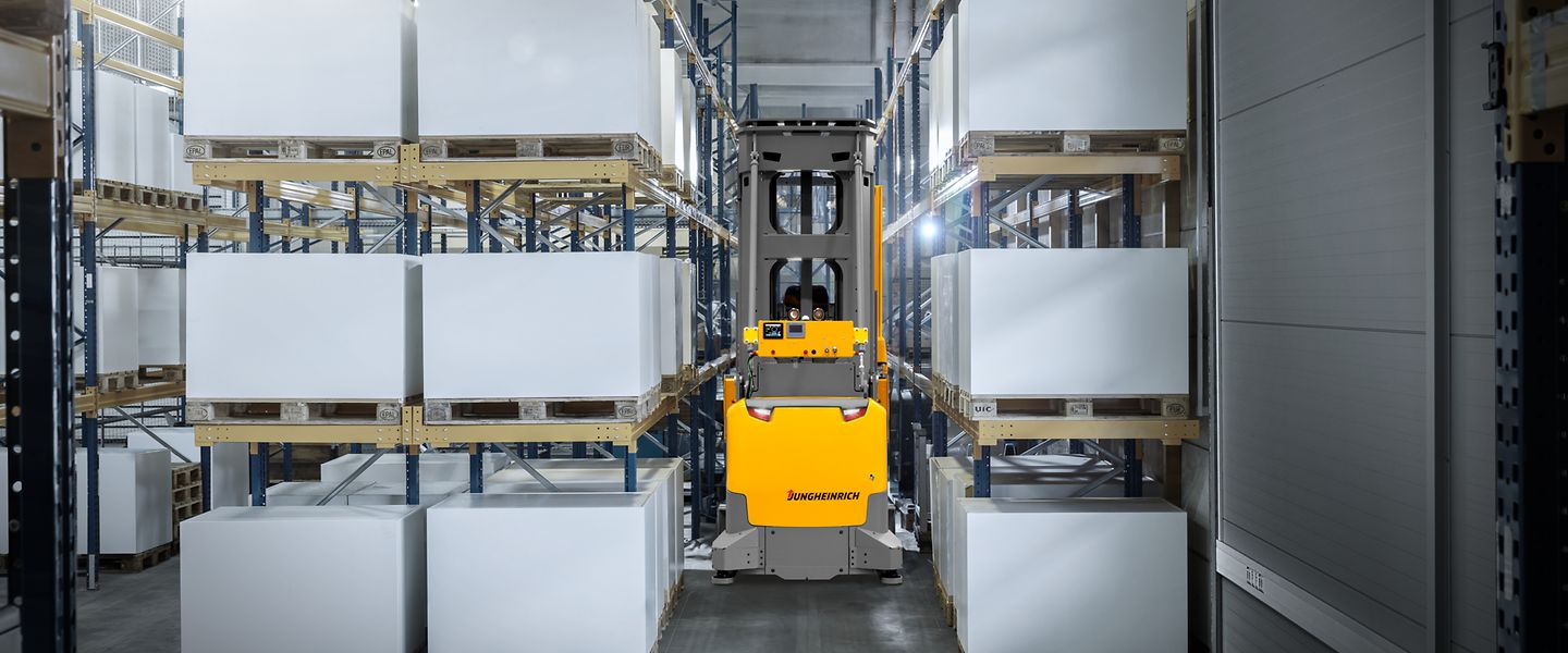 Autonomiczne roboty mobilne w sektorze MŚP – jak zaawansowana technologia staje się dostępnym standardem?