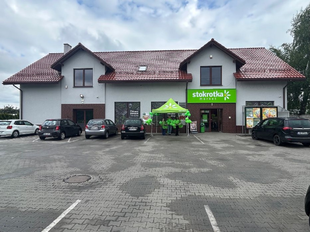 Stokrotka przejęła dawny sklep Delikatesów Centrum. Sieć rozwija się w mniejszych miejscowościach
