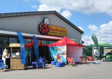 Biedronki nad&nbsp;morzem – sieć podsumowała pierwsze dwa tygodnie wakacji