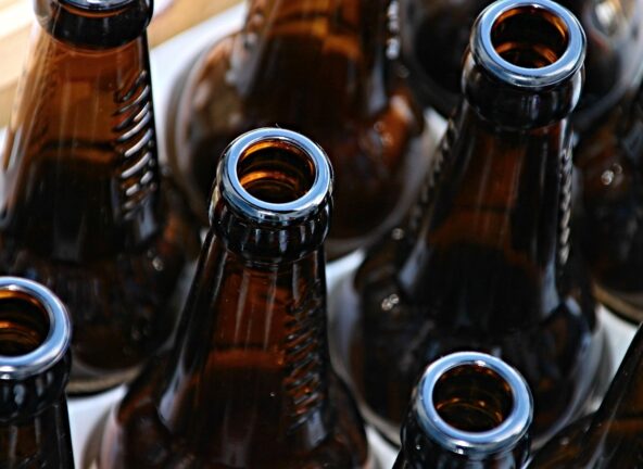 Wyraźny spadek wpływów z akcyzy od alkoholu etylowego i piwa. Ministerstwo Finansów zaskoczone