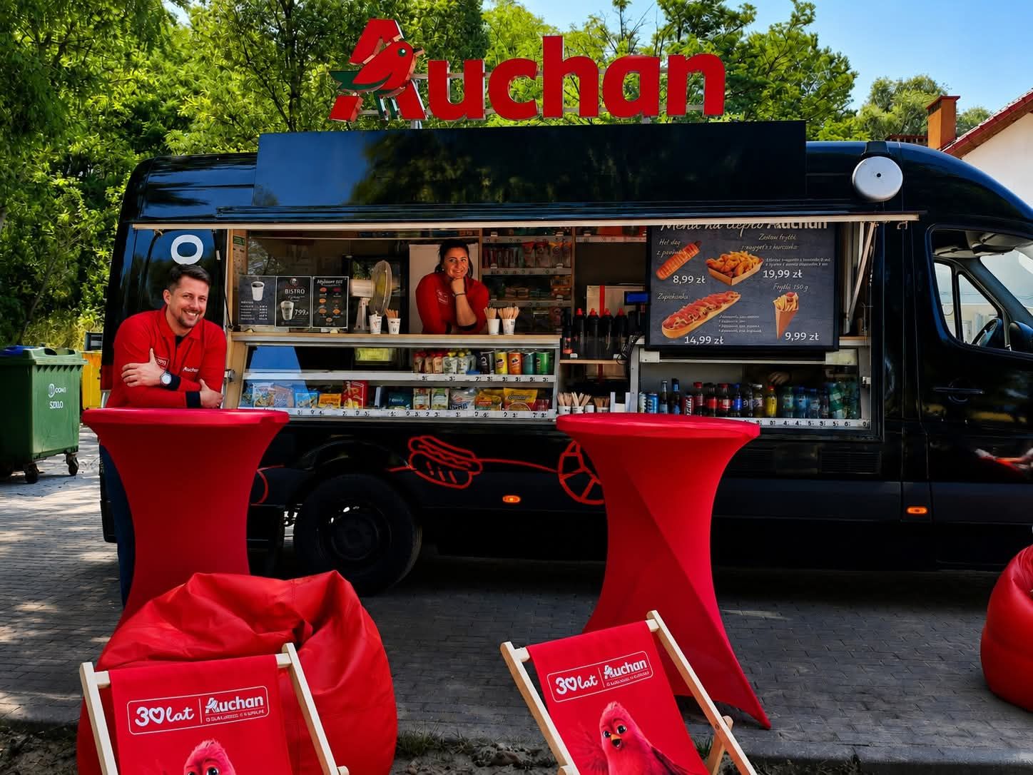 Auchan Polska rozwija sieć Food Trucków